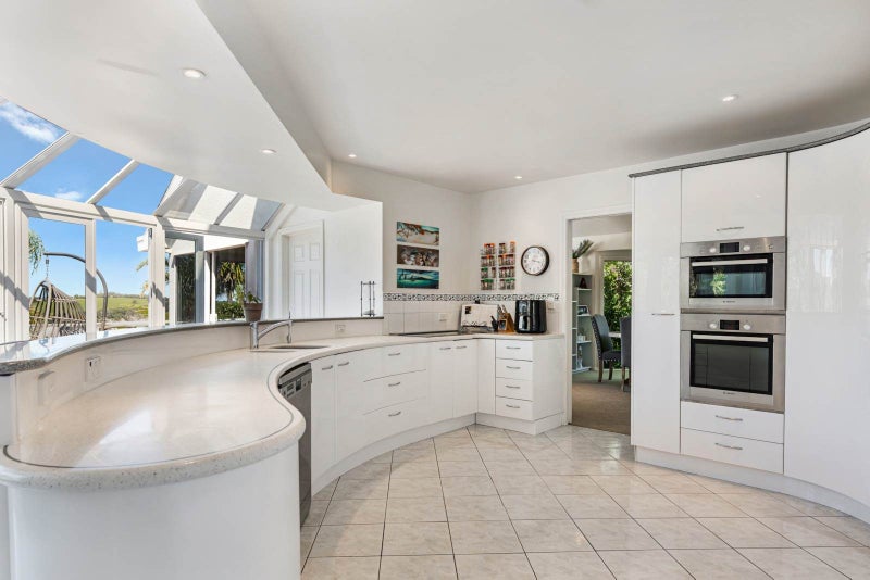 Peaceful, Palatial, & Perfectly Priced64305901216386114