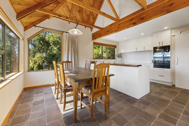 Space, Lifestyle & Location! Must See!64306110777218113