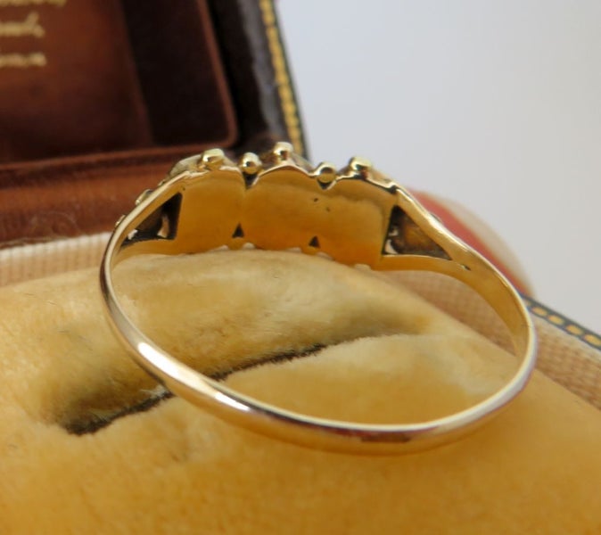 1780's Georgian Regency flat garnets and turquoise 15ct gold Carousel 10