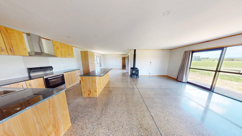 Mt Biggs, 3 bedrooms64306205310850111