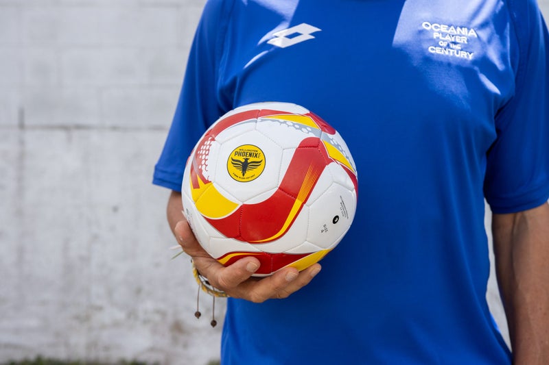 CHARITY AUCTION: Auckland FC - VIP game experience with Wynton Rufer + ball/card64437658266114112