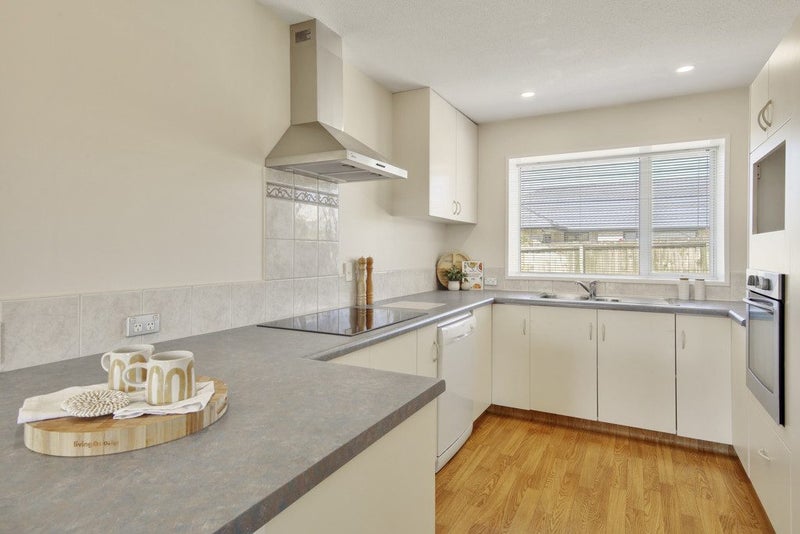 Family Showstopper with Best-in-Show Features!64306400955393113