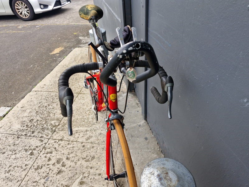 Red Softride Powercurve - Road Carousel 13