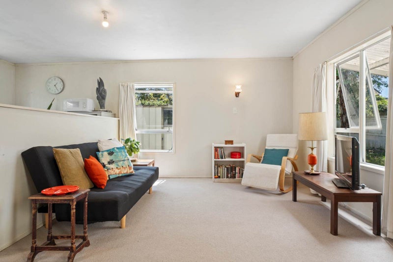 Your Kiwi Do-Up with Potential64306401035137113