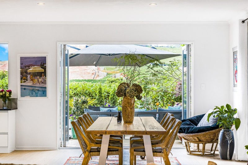 BIG, BOLD AND BEAUTIFUL, GRAND SCALE LIVING64306699864706114