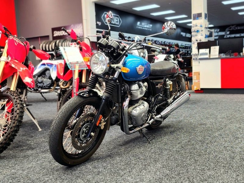 2022 Royal Enfield Interceptor 65064306903945986114