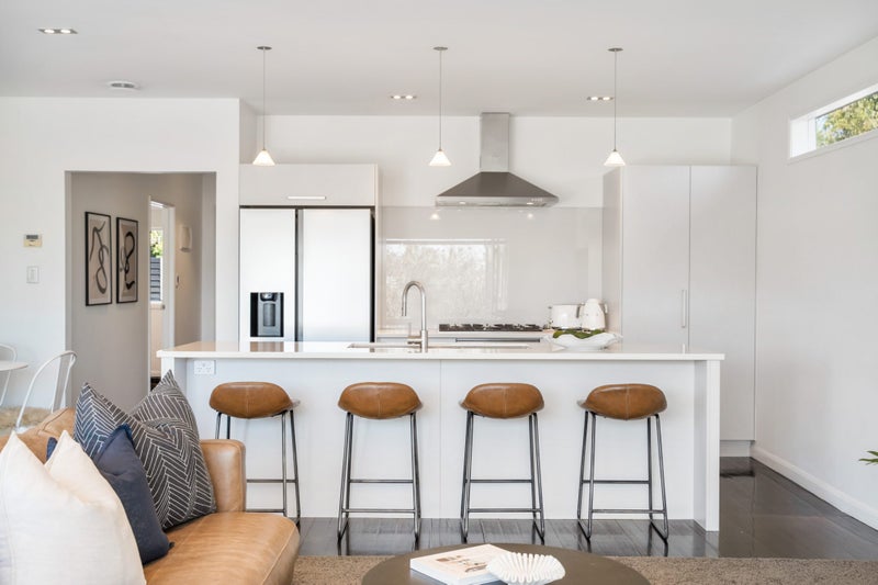 Light, Character, Energy - Dynamic Living64306811879298114