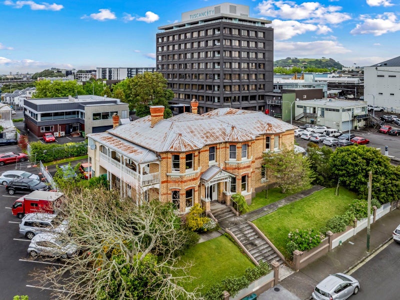 Former Convent: add value or own and occupy64311027619842112