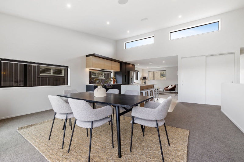 Modern Living on Le Mans Grove64613622946049113