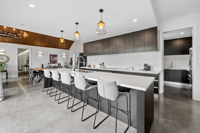 Modern lifestyle with space to entertain!64307513310081114