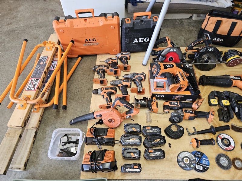 $1 RESERVE - AEG, TOOLS, SAW, MISC. BUNDLE64308037973507114