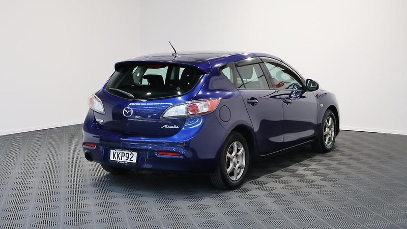 2009 Mazda Axela 15S, NZ Radio, Reverse Camera64308224516865114