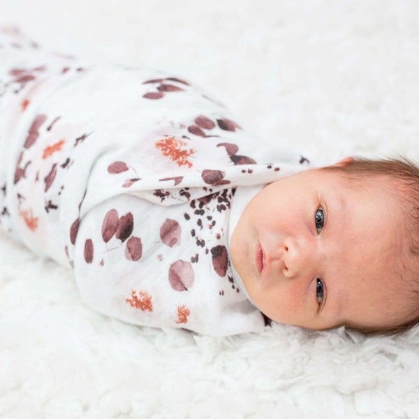 Lulujo: Muslin Bamboo Swaddle - Eucalyptus Carousel 5