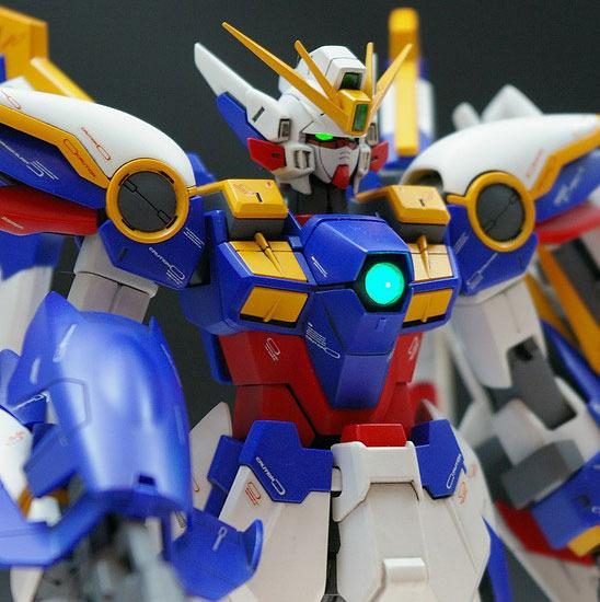 MG 1 / 100 XXG-01W Wing Gundam Ver. Ka - Model Kit Carousel 5
