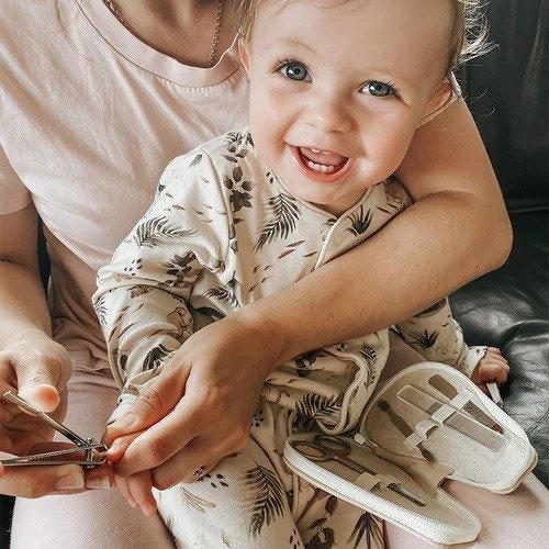 Haakaa: Pear-Fect Manicure Kit - Lemon Yellow Carousel 3