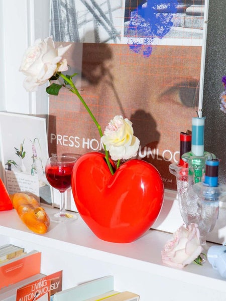 DOIY: Love Vase - Red Carousel 2