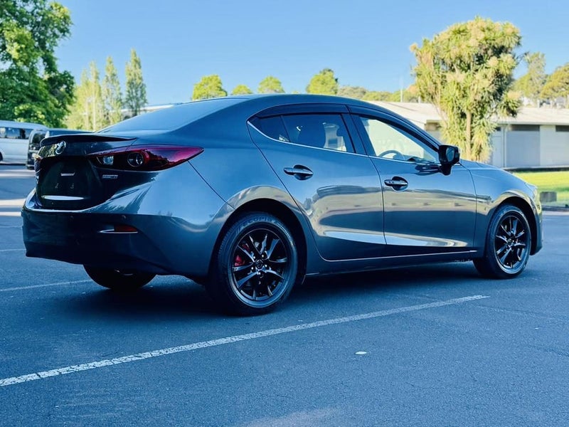 2013 Mazda Axela HYBRID !! S PACKAGE TOP SPEC !!64309915827459111