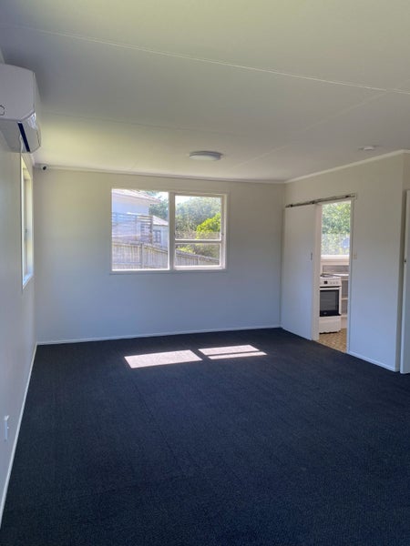 Forrest Hill, 4 bedrooms64310415186946111