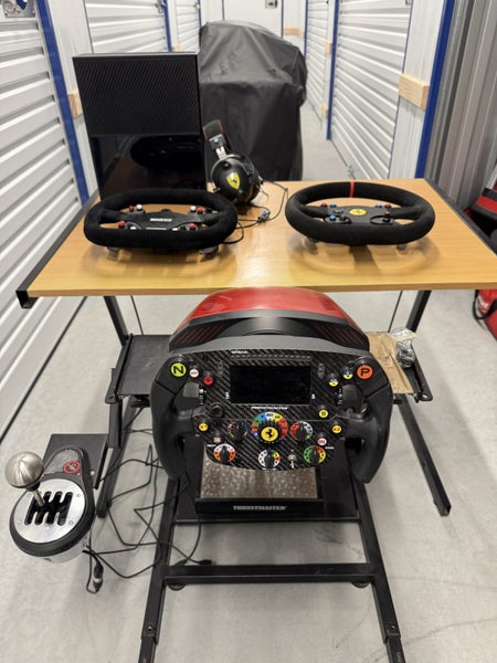Thrustmaster sim racing rig with XBOX ONE64310652342531111