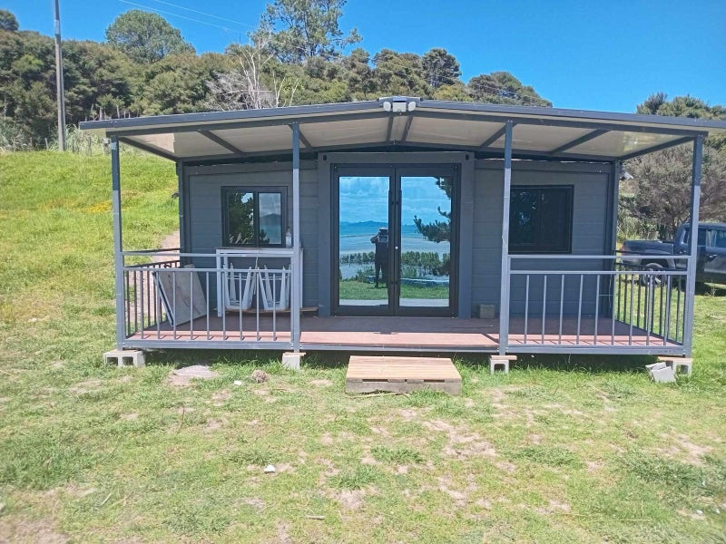 20ft Portable dwelling Carousel 1