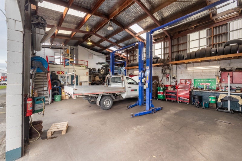 Owner occupy or invest in pole position64314878351362114