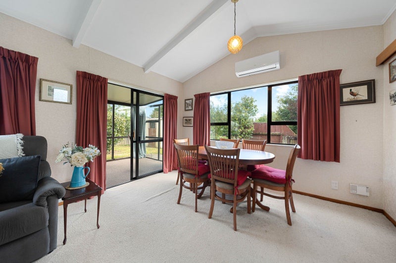 Sweet, Sunny and So Convenient – BEO $399,00064315379505282113