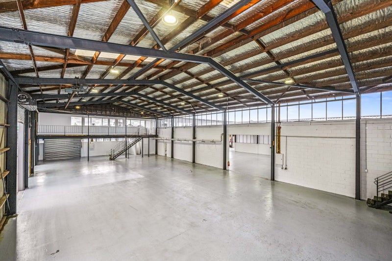 Vacant industrial with scale64315570812417113