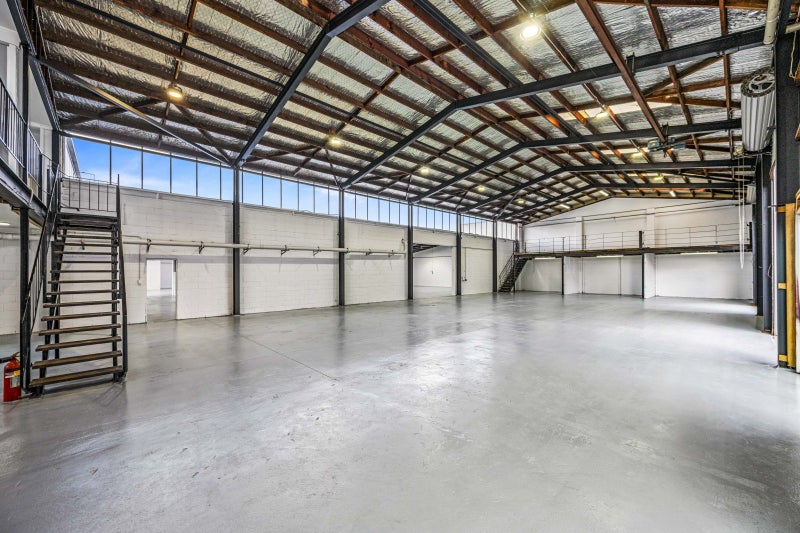 Vacant industrial with scale64315570812417114