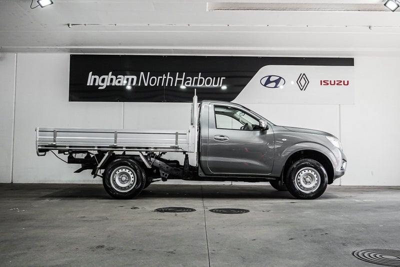 2019 Nissan Navara RX 2.3D/4WD/6MT64315570753282111
