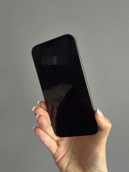 iPhone 15 pro64315735498754110