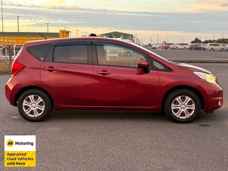 2015 Nissan Note DIG-S / Low 25,000kms64315870132995112