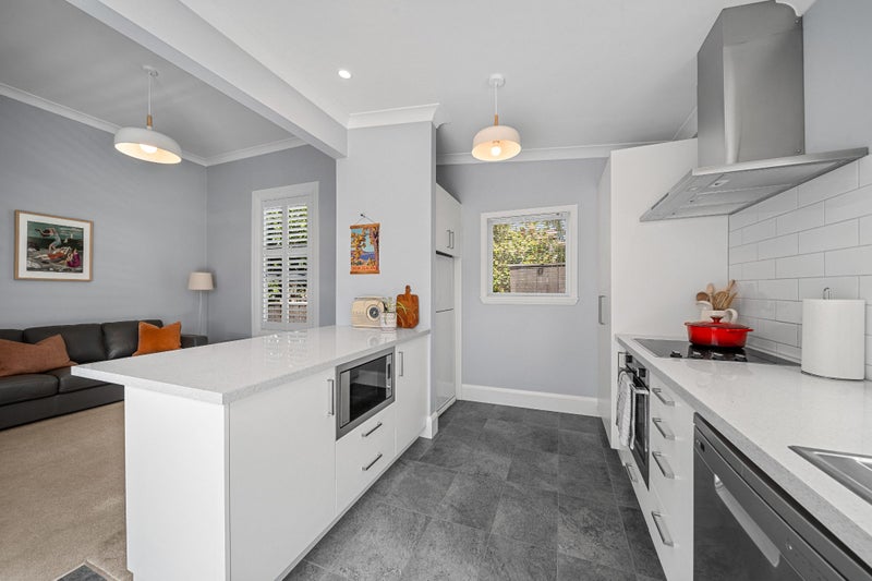 Charming with Modern Comforts!64315870282627114