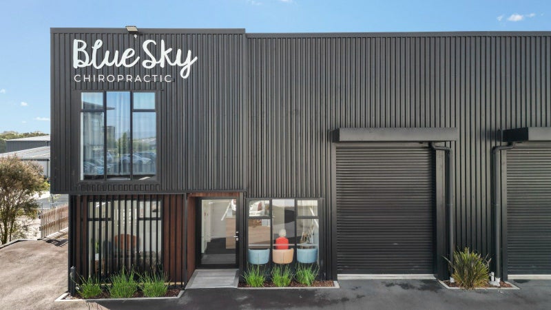 Money pours in64315959097603113