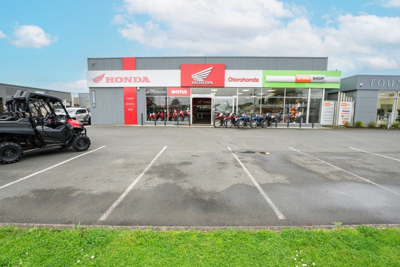 Split-risk Asset64316063087875112