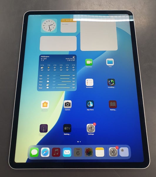 Apple iPad Pro 3rd Gen Carousel 3