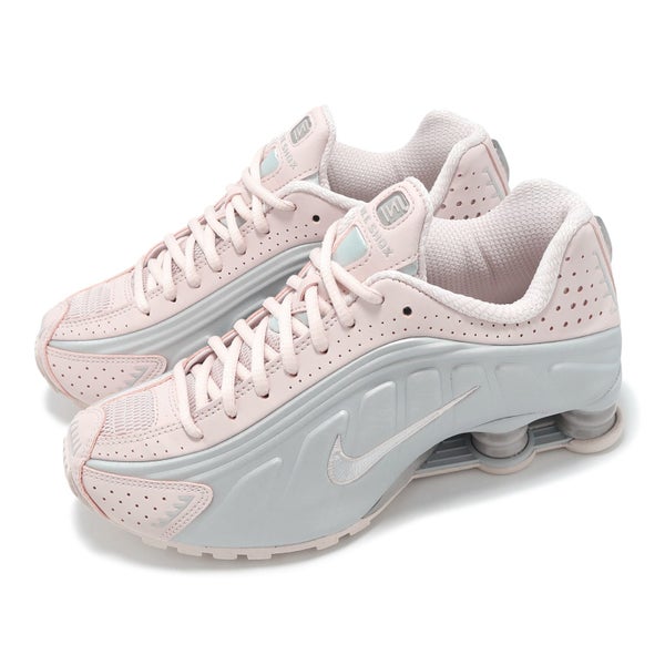 Nike Wmns Shox R4 Barely Rose Metallic Platinum Women Casual Shoes AR3565-600 Carousel 16