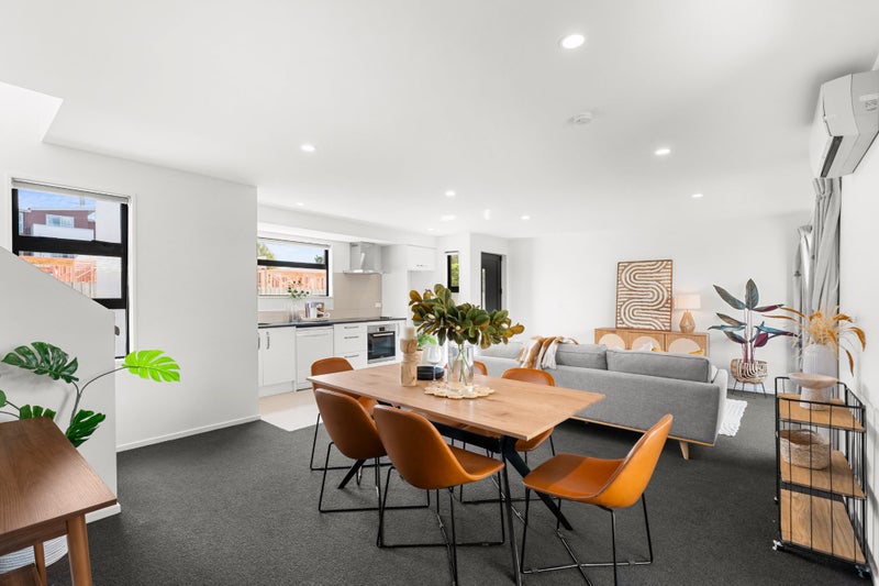 Your Urban Retreat - Comfort, Convenience & Style64316464092929111