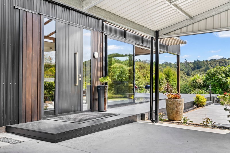 Peace, Privacy and Panoramic Valley Views64316567698179112