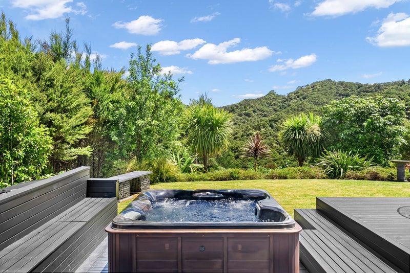 Peace, Privacy and Panoramic Valley Views64316567698179114