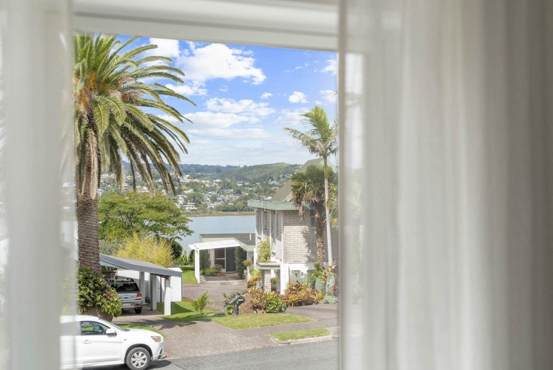 The Hard Work is Done – Simply Move In!64394599020675113