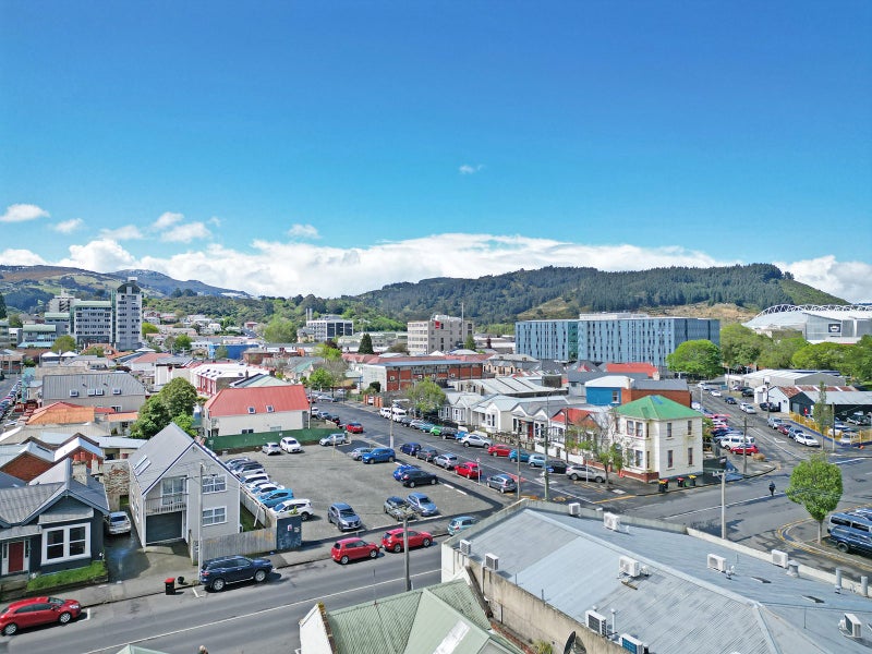 Prime multi-title development opportunity64317399617027113