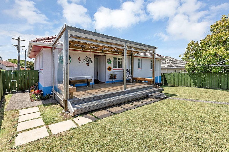 Big Section, Big Potential In Prime location64317804444035112