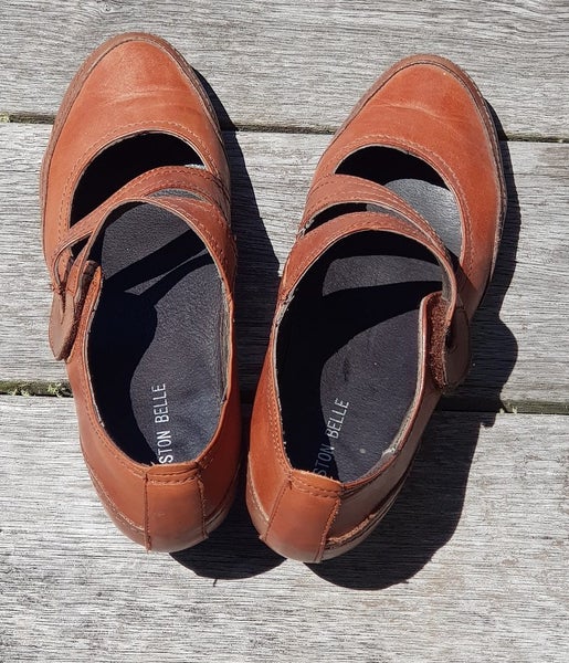 Chestnut & Chocolate Boston Belle Vintage Style Low Heels - 42 Carousel 2