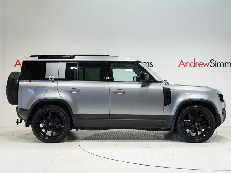2021 Land Rover Defender 110 D240 SE 2.0D 4WD 8...64317895300611112