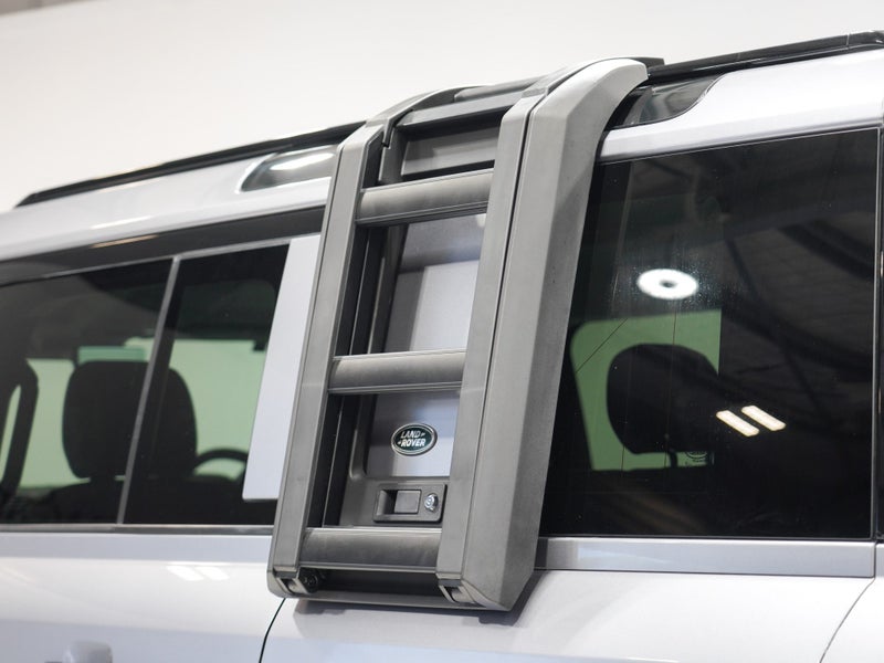 2021 Land Rover Defender 110 D240 SE 2.0D 4WD 8...64317895300611114