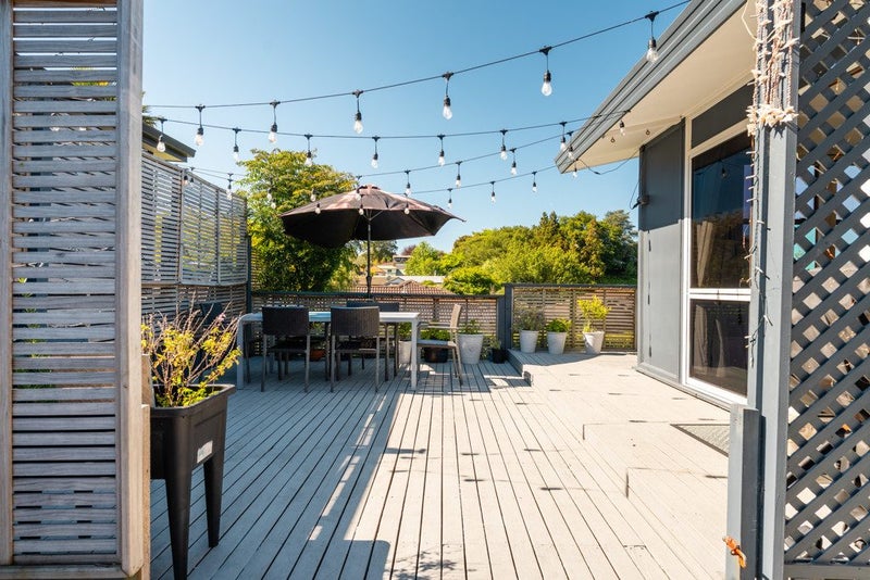 Cute, Cozy & Packed With Charm64318399808642111