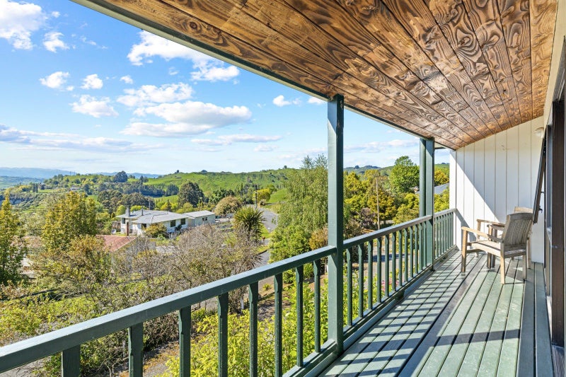 Elevated home, flat, and with views64318308214146111