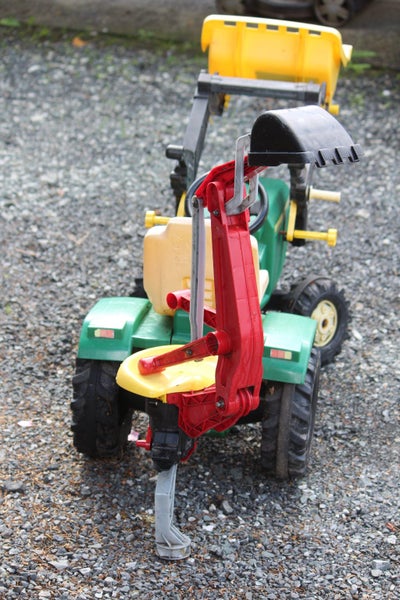 John Deere Tractor - children’s ride on Carousel 2