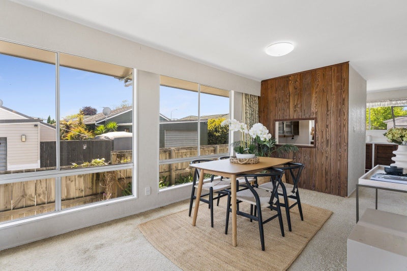 1960's Bach in Prime Location64396427452162113