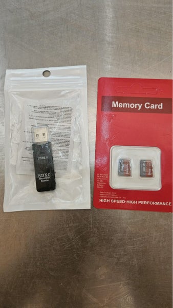 USB 2.0 SD Card Reader Adapter + 2x 64mb SD Memory Card Carousel 1